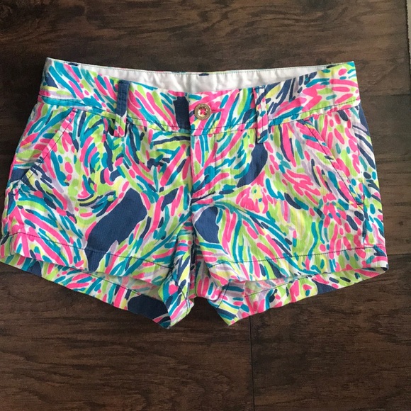 Lilly Pulitzer Pants - Lilly Pulitzer Walsh Short Size 0